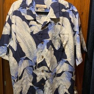 Tommy Bahama pre loved shirt